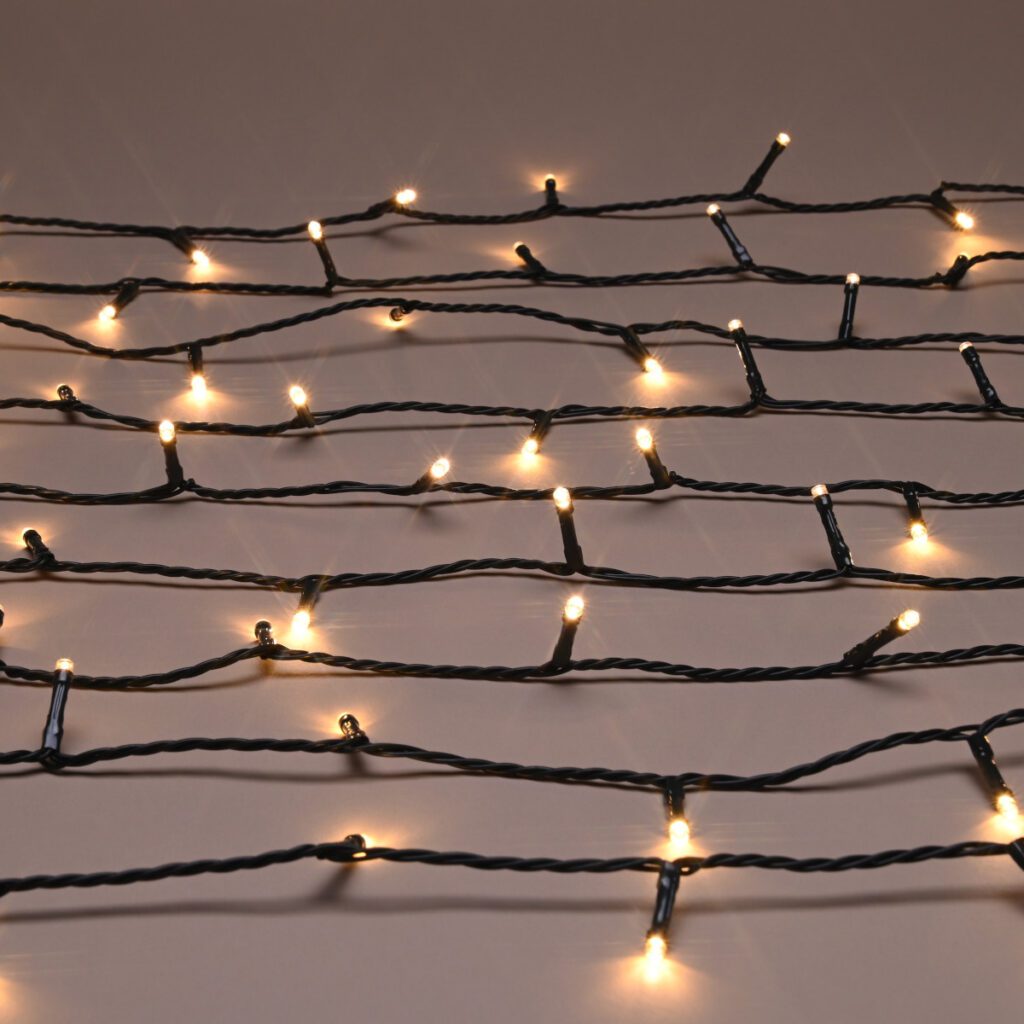 Hillier 350 LED Warm White String Lights 5020244022892 2